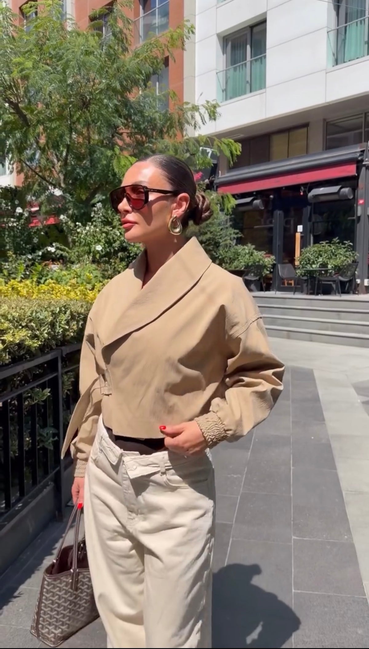 The Élan Cropped Trench Jacket