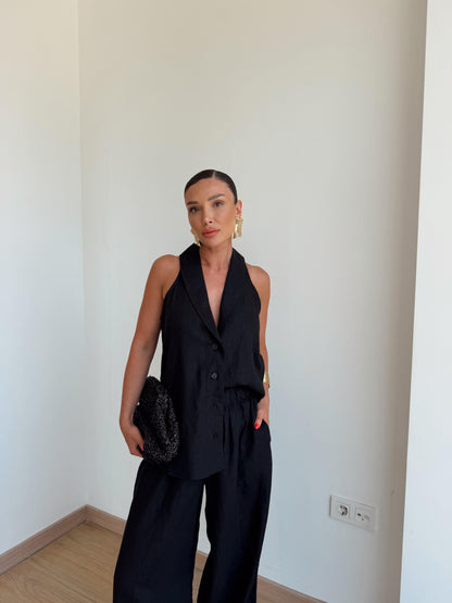 Lyoc Suit