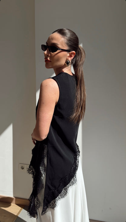 Olso Lace Vest
