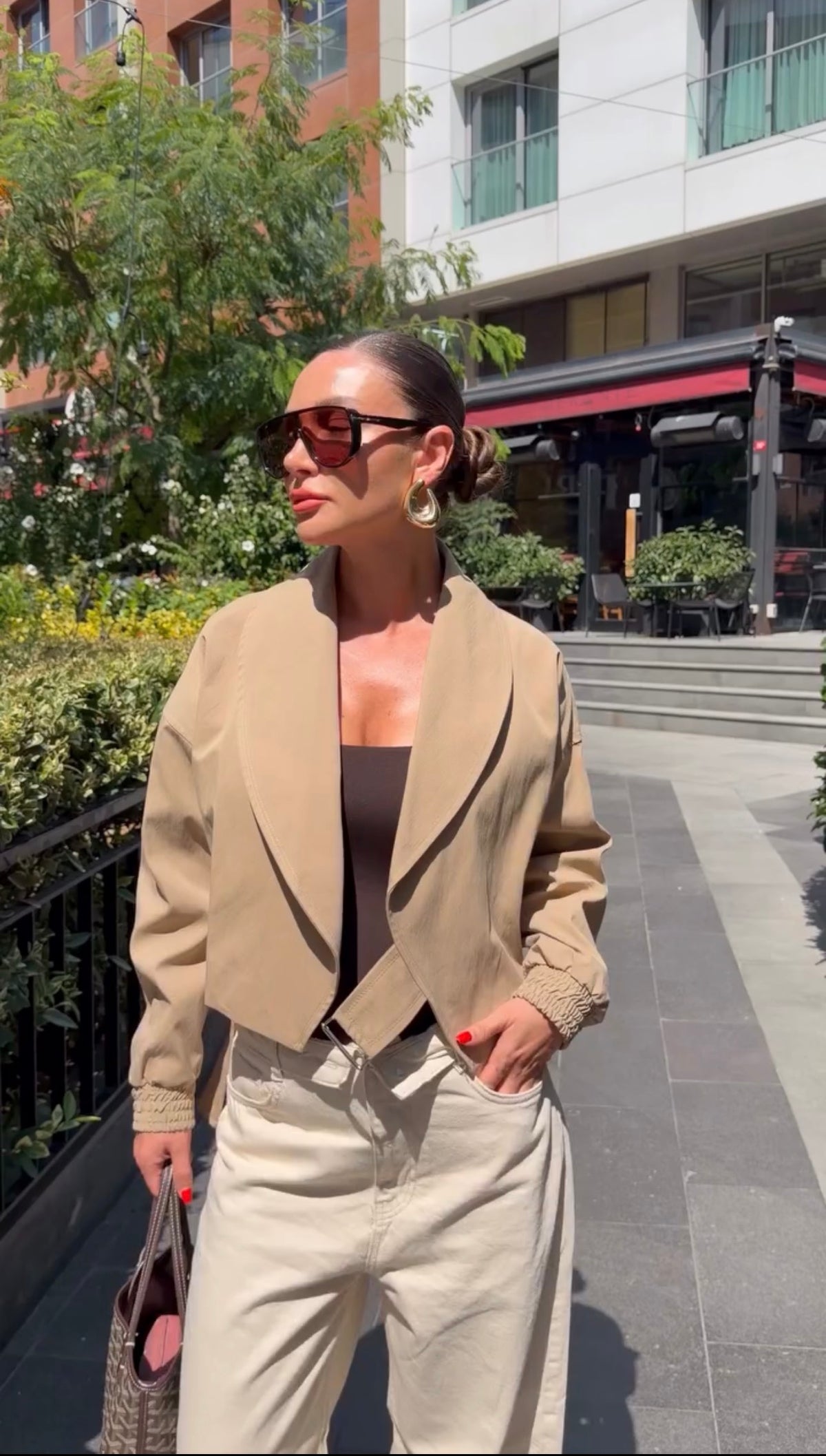 The Élan Cropped Trench Jacket