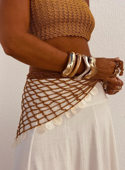 Hip scarf shell