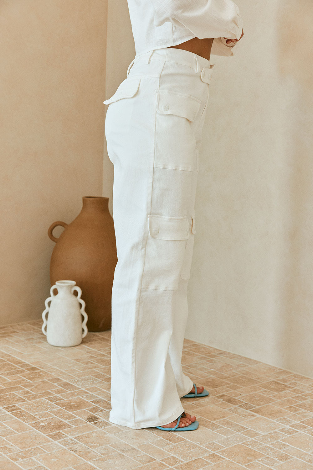 Crossover pants